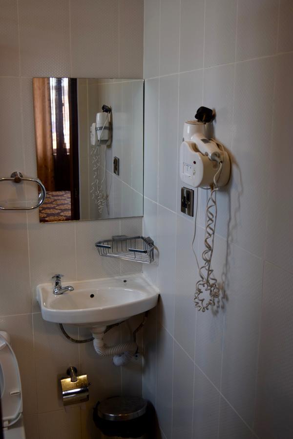 New Avon Apartments Dar es Salaam Luaran gambar